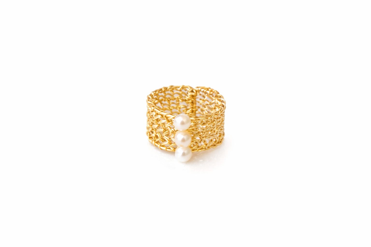Anillo Elegante Perla Dorada