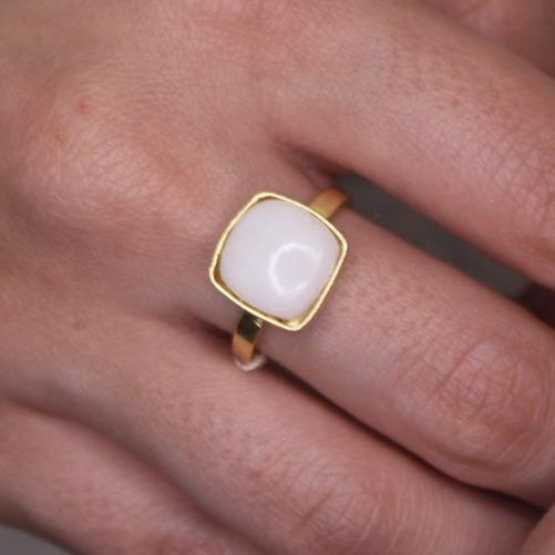 Anillo en cuarzo blanco - AN03