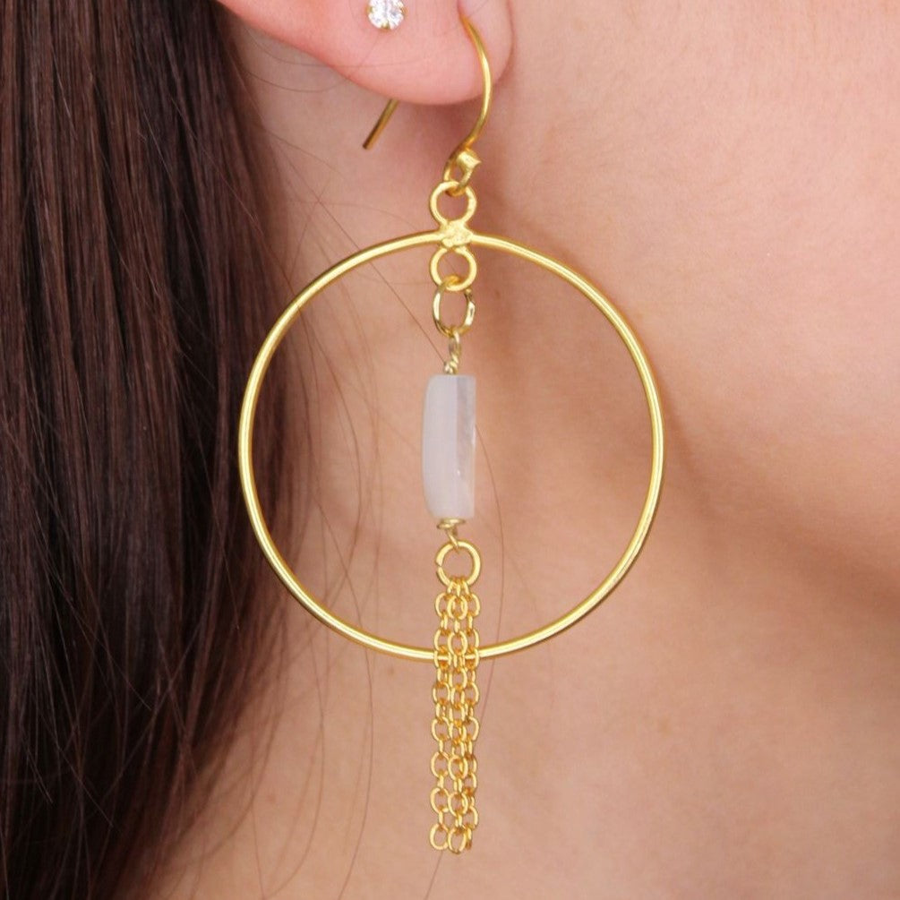 Aretes aro con madreperla y cadenas - AR03