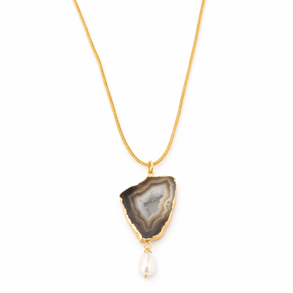 Collar con geoda drusa y perla - C02