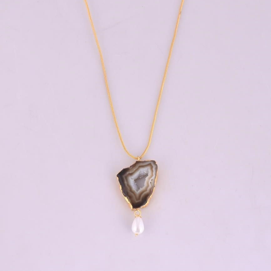 Collar Geoda Drusa con Perla